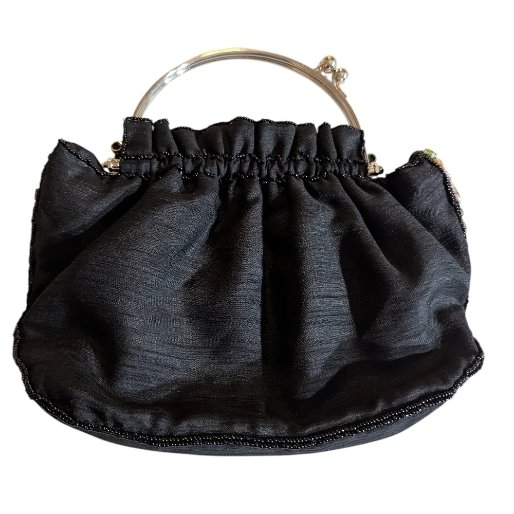 ✨ Laviola Hand-Beaded Evening Bag With Floral & Butterfly Beads & Kiss Lock